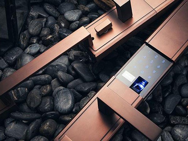 成都配汽車(chē)鑰匙(上門(mén)開(kāi)鎖)