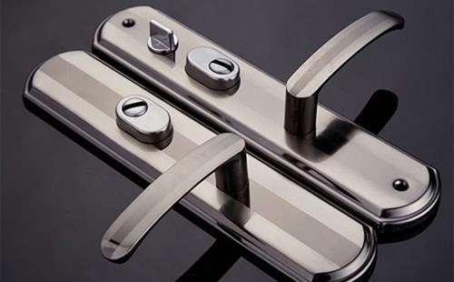 蘇州上門開鎖(汽車開鎖多少錢)